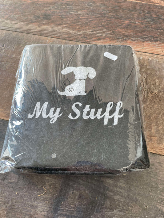 Pet storage box